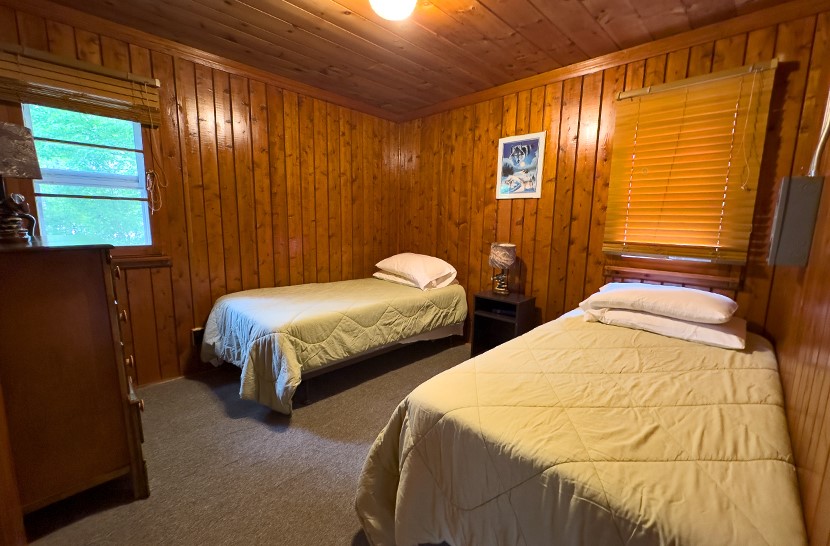 Sunset Pointe Resort Cabin 1