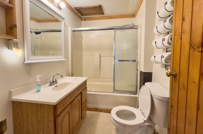Sunset Pointe Resort Cabin 2