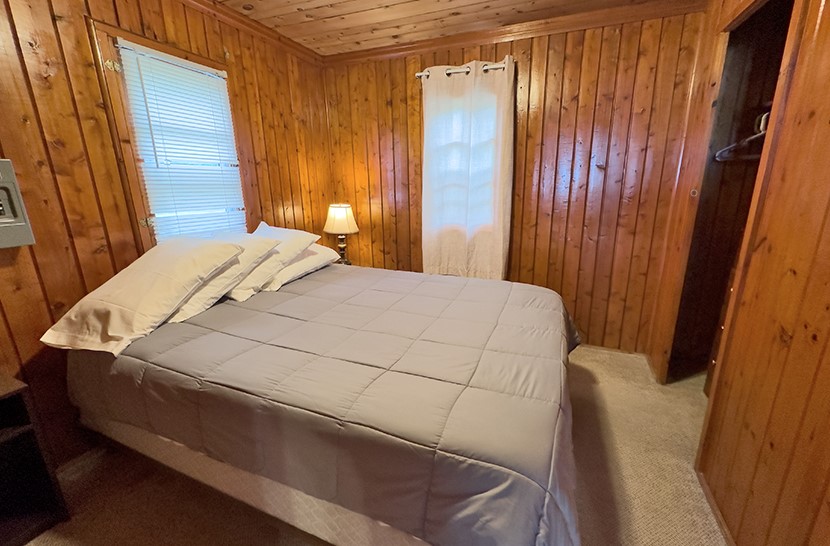 Sunset Pointe Resort Cabin 2