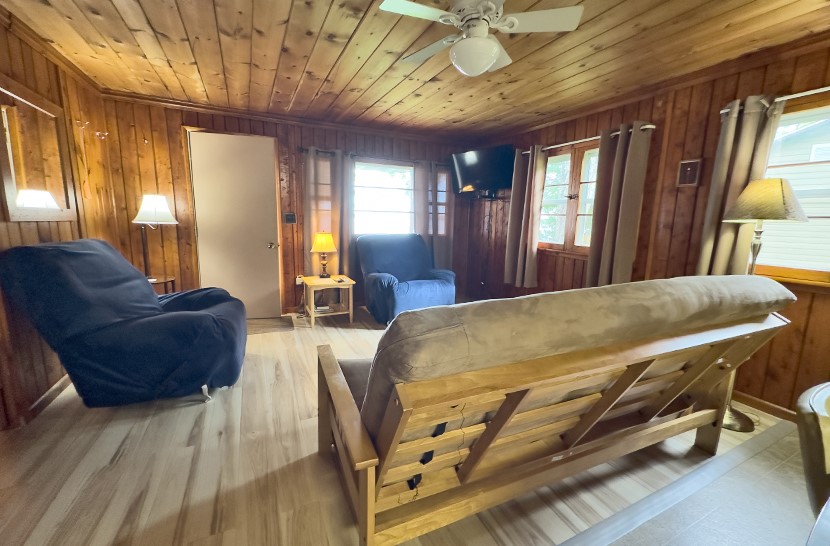 Sunset Pointe Resort Cabin 3